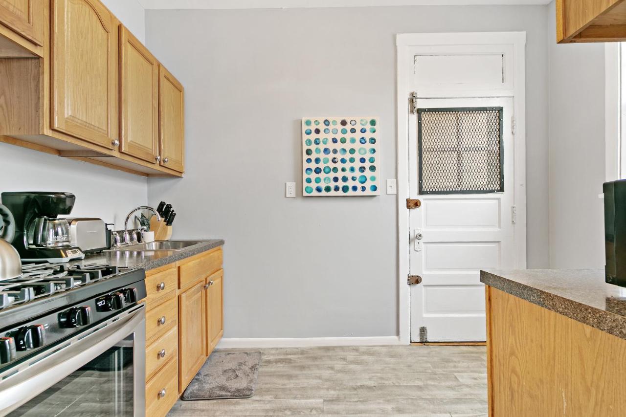Captivating 1Br Apt With Full Kitchen - Belmont I4 Чикаго Экстерьер фото
